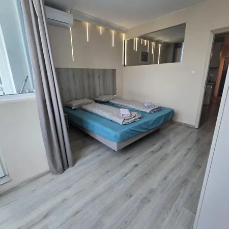 Uvanliev Studio