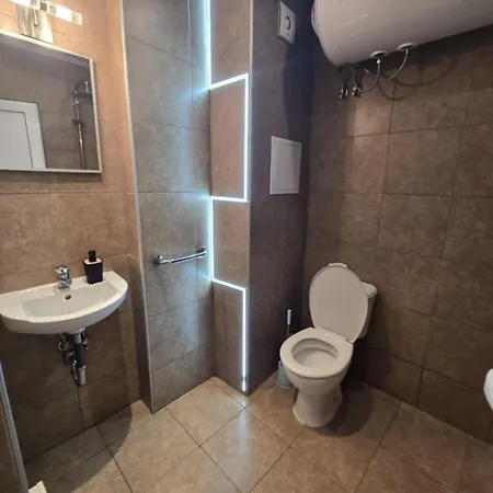 Uvanliev Studio Апартаменты *